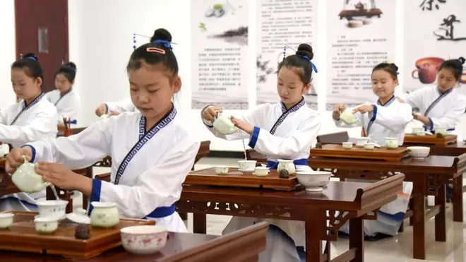 Praktik dan upacara ritual meyakinkan otak kita akan keteguhan dan prediktabilitas dalam menghadapi masa depan yang tak pasti.