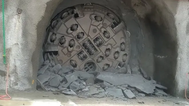 भेरी बबई टनेल