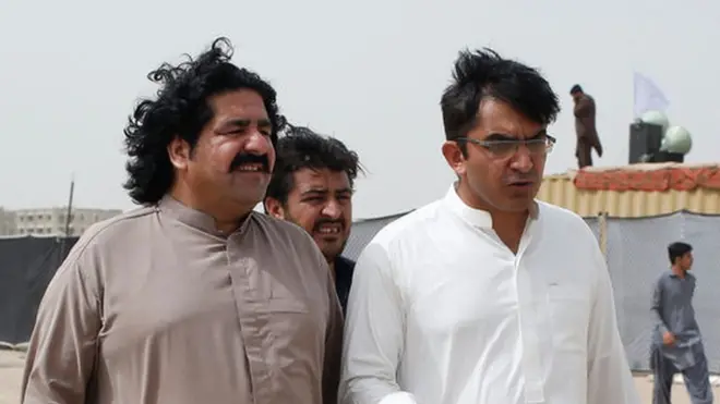 محسن داوڑ اور علی وزیر کے نام ای سی ایل میں شامل کیے گئے اور پھر کابینہ نے ان کے نام فہرست سے نکالنے کا فیصلہ کیا