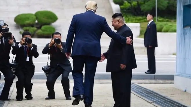 डोनल्ड ट्रम्प