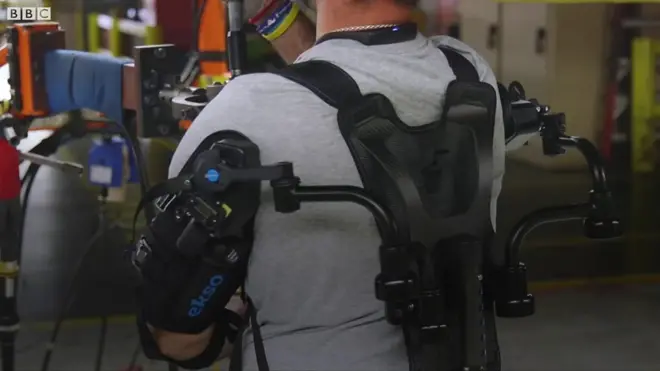 Екзоскелет