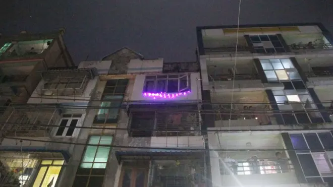 တာမွေ အထပ်မြင့်တိုက်