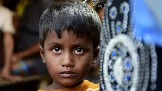 နယ်စပ် ဖြတ်ကျော် ထွက်ပြေးရင်း မိခင် ပျောက်ဆုံးခဲ့ရတဲ့ အသက် ၆ နှစ် အရွယ် ရိုဟင်ဂျာ မိန်းကလေးငယ် နူးရ် ဆာဟာရား