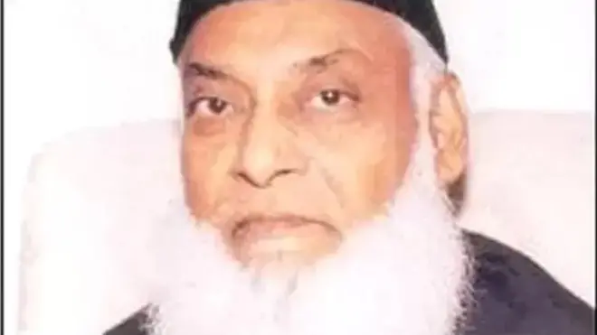 Sheekh Israar Axmed ayaa geeriyooday 2010.