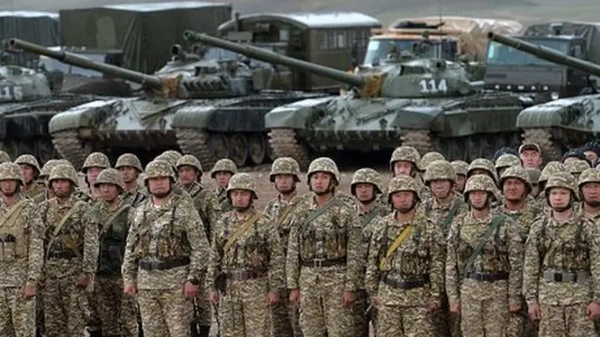 سربازان قرقیزستان