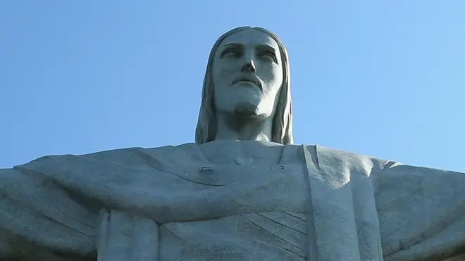 Patung Yesus di Rio de Janeiro Brasil menjadi salah satu tempat yang dikunjungi wisatawan.