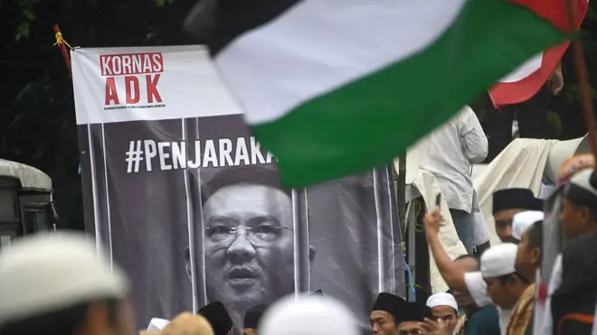 Protes 2 Desember yang dilakukan oleh GNPF MUI.