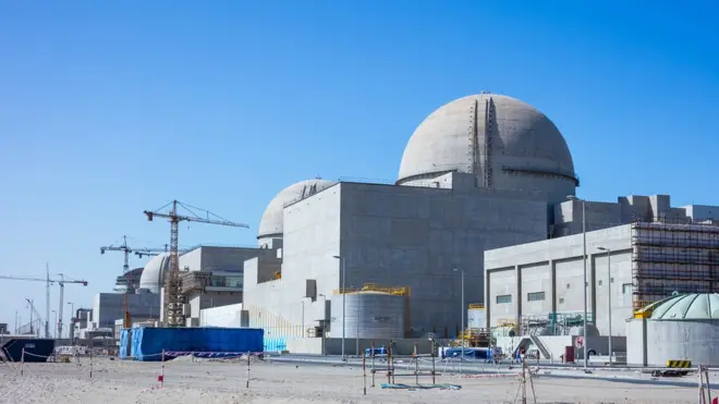 Os Estados Unidos serão um dos países que contibuíram com combustível nuclear para os reatoressorteio da quina de hoje a noiteBarakah, nos Emirados Árabes | Foto: Corporaciónsorteio da quina de hoje a noiteEnergía Nuclearsorteio da quina de hoje a noiteEAU