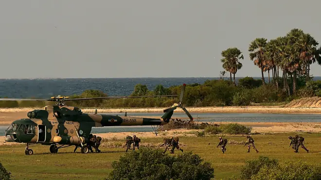 "කලින් පටන් ගත්ත අත්පත් කරගැනීමේ කටයුතු දිගටම කරගෙන යනවා. අලුතෙන් අත්පත් කරගැනීමක් කරන්නේ නෑ,"