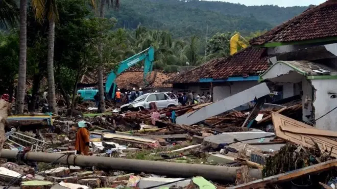 Endonezya'da tsunaminin vurduğu bir bölge