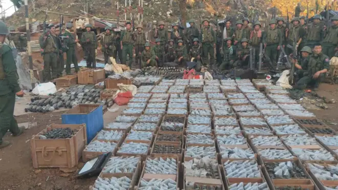 နိုဝင်ဘာ ၅ ရက်က စစ်ကောင်စီစခန်းတစ်ခုကို သိမ်းအပြီး မြင်ရတဲ့ ကိုးကန့်တပ် 