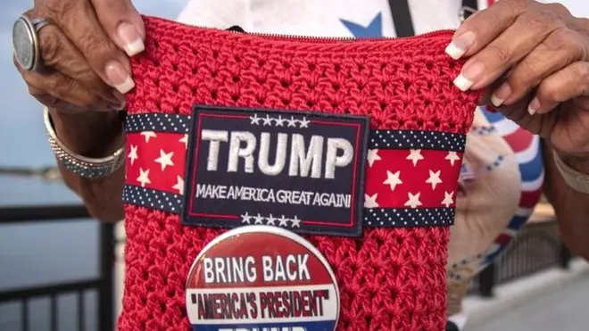Трамп заявил, что может помиловать участников штурма Капитолия - BBC ...