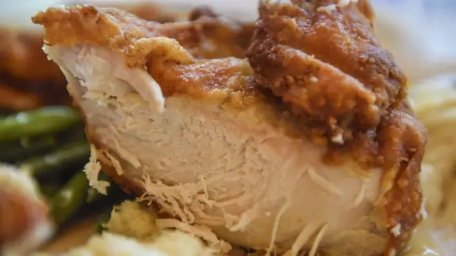 Як смакує курятина із лабораторії в Кремнієвій долині?