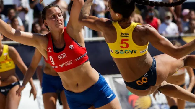 Norway v Spain at the European Beach Handball Championship