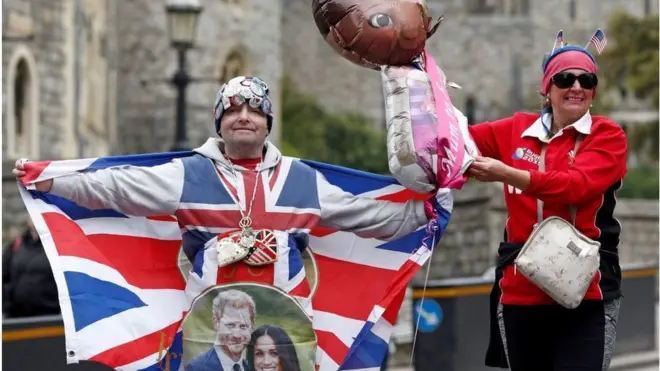 Прихильники королівської родини тижнями чекали на народження дитини Меган і Гаррі