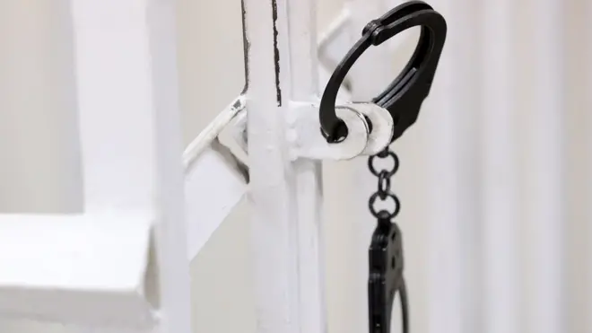 наручники (архивное фото)