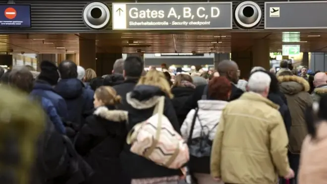 漢堡機場因不明物質疏散