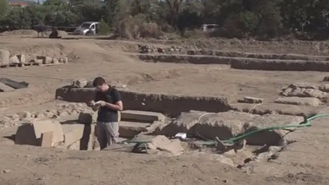 ٹیم نے نئی جگہ پر کھدائی سے اب تک چھٹی سے دوسری صدی قبل از مسیح کی عمارتیں دریافت کی ہیں