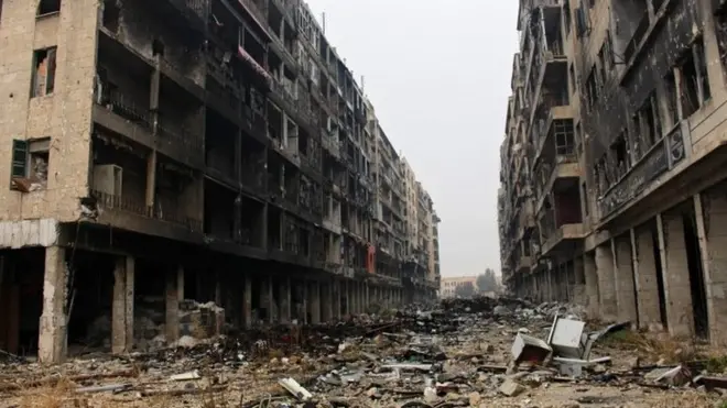 تم التوصل لاتفاق يقضي بإجلاء المقاتلين وأسرهم بعدما أعلنت الأمم المتحدة عن تنفيذ القوات الحكومية عمليات قتل بحق المدنيين.