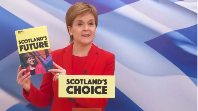 İskoç Ulusal Partisi lideri ve İskoçya yönetiminin lideri Nicola Sturgeon sağlık hizmetlerine büyük yatırım sözü verdi