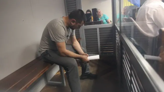 Лейтенант Іван Приходько у залі суду