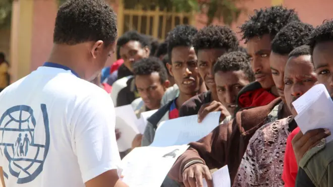 እኤአ በ2017 በእንዳባጉና ከተማ ኤርትራውያን ስደተኞች ሲመዘገቡ