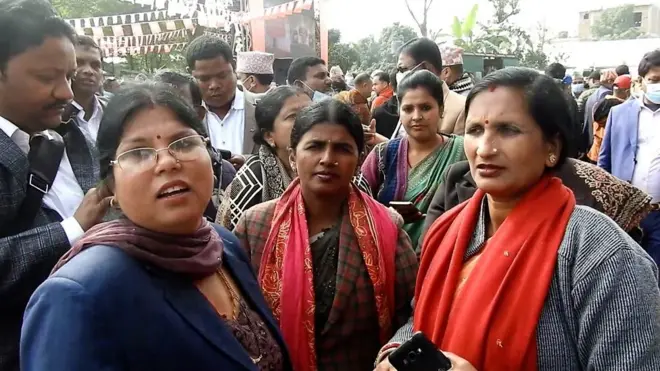 नेकपा एमाले महाधिवेशनमा सहभागीहरू।