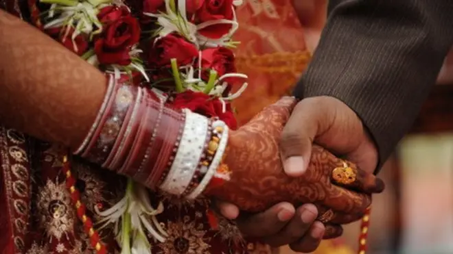 जोड़े की तस्वीर