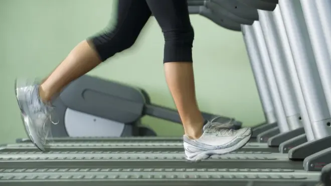 Sasaran 10.000 langkah dibuat-buat saja karena didasarkan pada sebuah studi di Jepang, 50 tahun lalu.