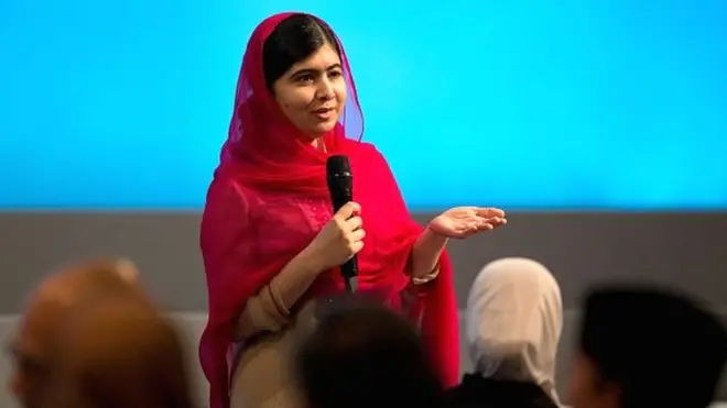 En 2012, elle avait survécu à un attentat des talibans qui avaient tiré sur le bus scolaire qui la ramenait de son école de Mingora, dans la vallée de Swat, au Pakistan.