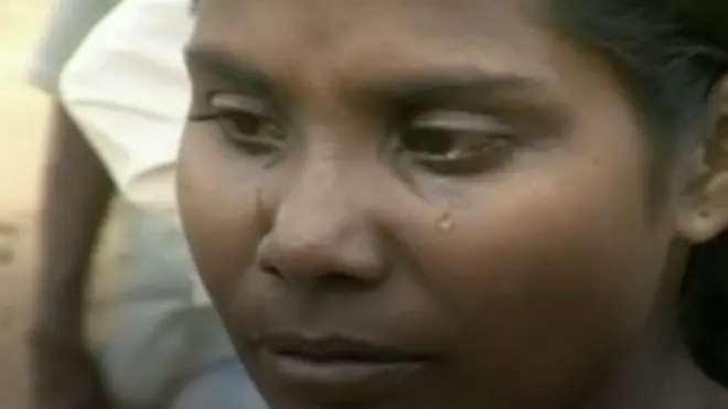 ''ෆෙඩරල් කියන වචනයම අපිට ඕනා නැහැ. අපිට ඕනා වැඩි බලයක්.''