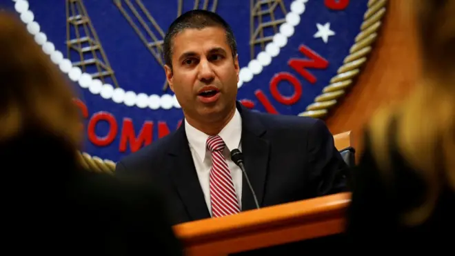 El nuevo director de la FCC, Ajit Pai, ha dicho que las normas sobre neutralidad de la red fueron un error.