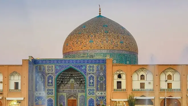 Площадь Накш-э Джахан в Исфахане - один из объектов культурного наследия ЮНЕСКО