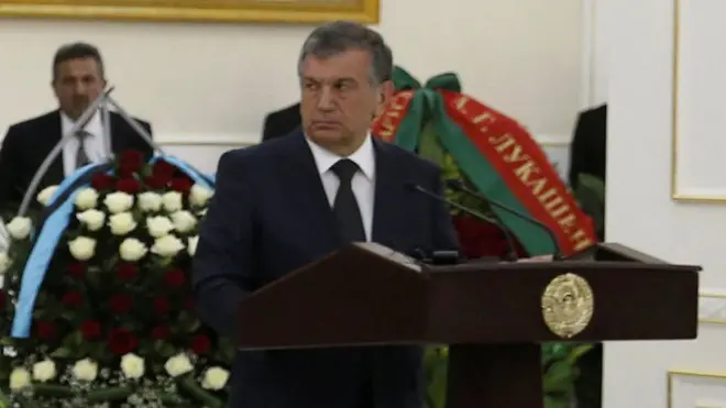 Ўзбекистон муваққат президенти Шавкат Мирзиёев