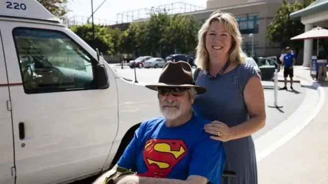 湯姆也是在北美接受噬菌體靜脈注射，治療超級細菌感染的第一人。