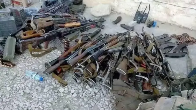 طالبان و نیروهای امنیتی افغانستان ادعا کرده‌اند که تلفات سنگینی در جریان جنگ در ولسوالی‌های افغانستان بر همدیگر وارد کرده‎اند