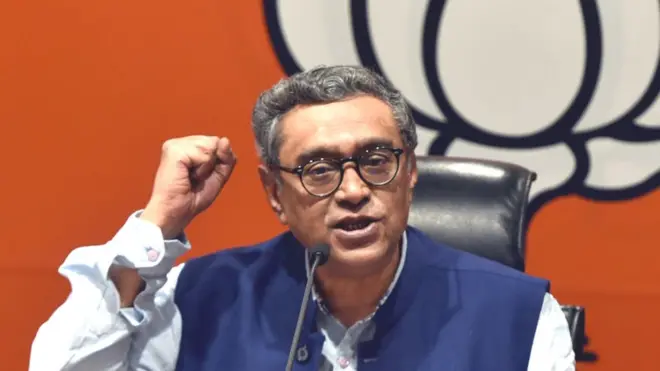 स्वपन दासगुप्ता