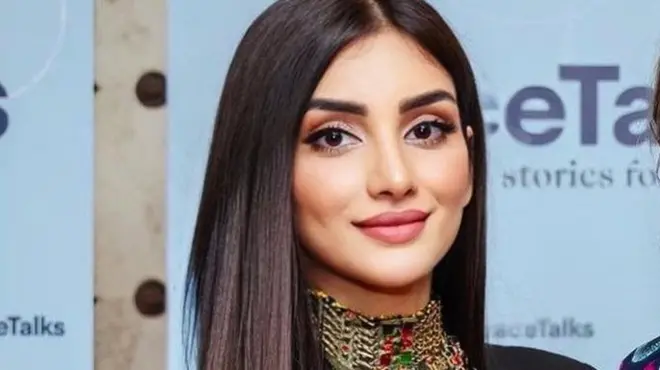 Нилуфар бугун журналист ва фаол.