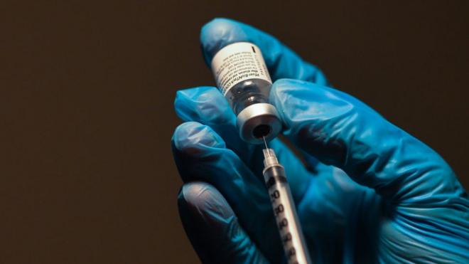 ما الخطأ الذي حدث بتطعيم العالم كله؟