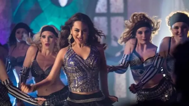 سوناکشی سنہا اپنی نئی فلم فورس 2 میں اہم کردار ادا کر رہی ہیں