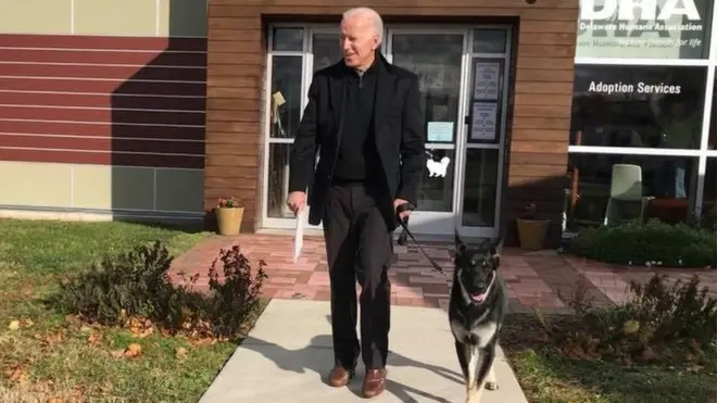 Bajdon sa Majorom u prvoj šetnji