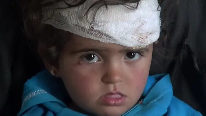 قتل جميع أفراد عائلة خديجة بعد تكثيف الغارات الجوية على من قبل الطائرات الروسية والسورية على منطقتها