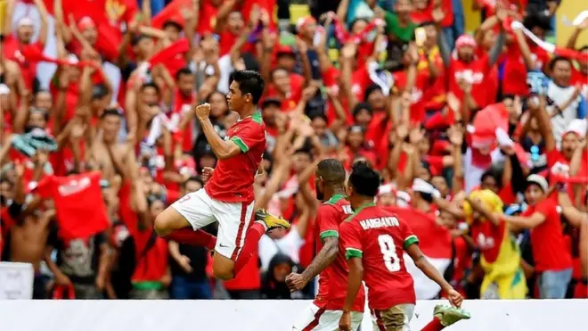 Septian David Maulana (kiri) merayakan gol ke gawang Thailand, pada 15 Agustus 2017.