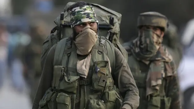 Nuevos enfrentamientos elevaron el clima de tensión entre India y Pakistán por Cachemira.