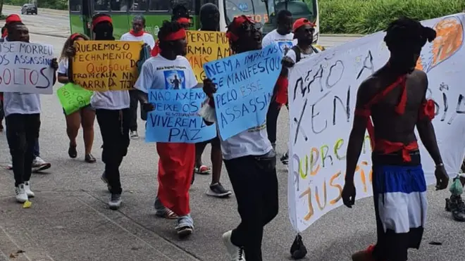 Parentes e amigoscassino o que eMoïse Kabamgabe fizeram protesto na Barra da Tijuca pedindo Justiça