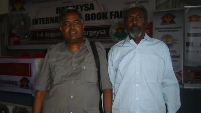 ka bilaw Midig: Weriyaha BBC-da ee Hargeysa Axmed Saciid Cige iyo Abwaan Xasan Xaaji Cabdillaahi {Xasan Ganey}