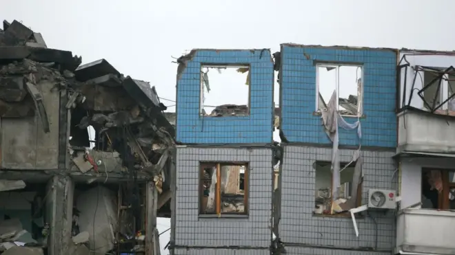 13 жовтня 2007 року у дніпропетровській багатоповерхівці на вулиці Мандриківській, 127 стався вибух побутового газу.