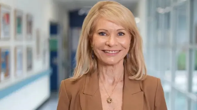 Carmel Harrington es una de las autoras de un nuevo estudio sobre el Síndrome de Muerte Súbita del Lactante o SMLS (SIDS por sus siglas en inglés).