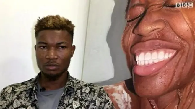 Kingsley Ayogu onye omenka na-ese ihe ọ dịka foto kọwara etu o siri bido sewa ihe osise.