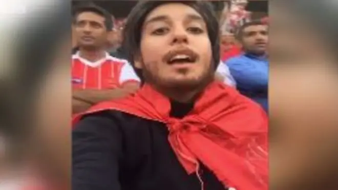 В Ірані жінкам не дозволяють ходити на футбол під приводом захисту від чоловічої лайки